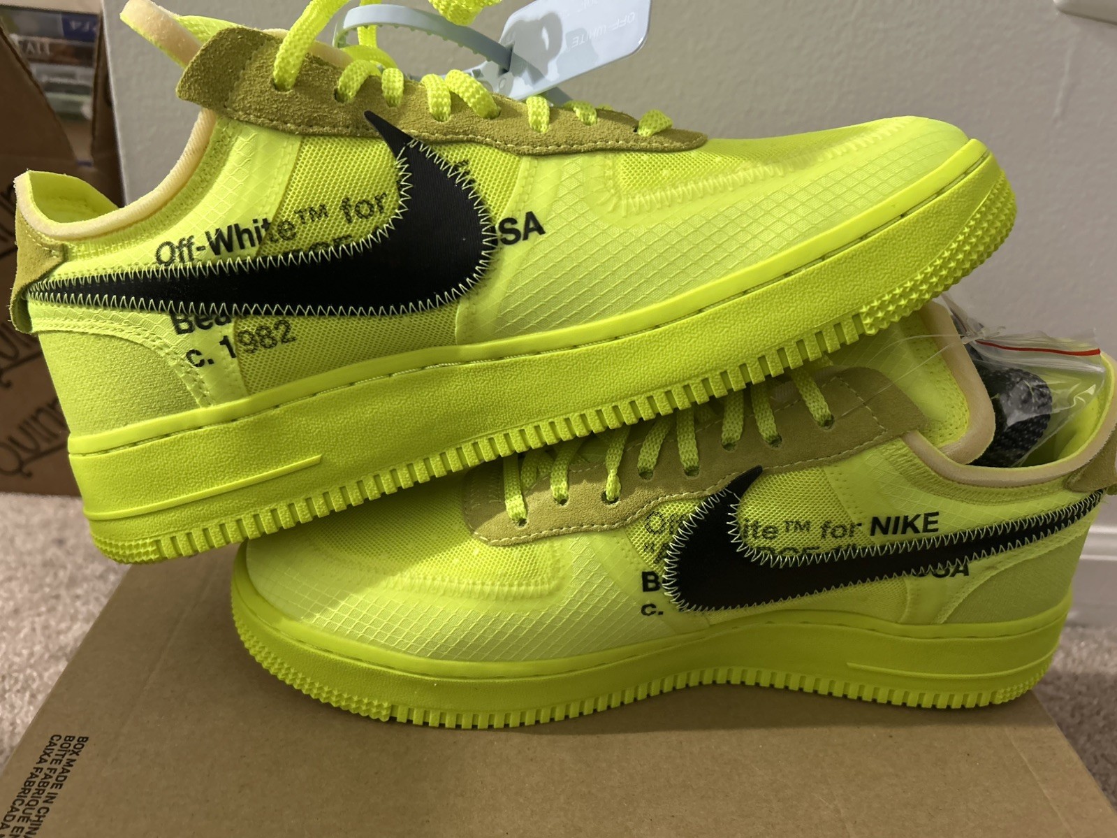 Brand new Nike Air Force 1 Low Off-white Volt black men’s size 10 authentic snkr thumbnail 9