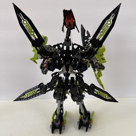 LEGO BIONICLE Skrall 8978 Tarix 8981 with booklets TUMA 8991 LOT OF 3