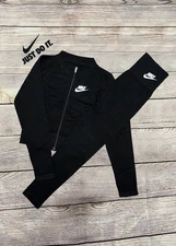 NIKE 2 Piece Seamless Suit Female (Stretchable) (S,M,L)