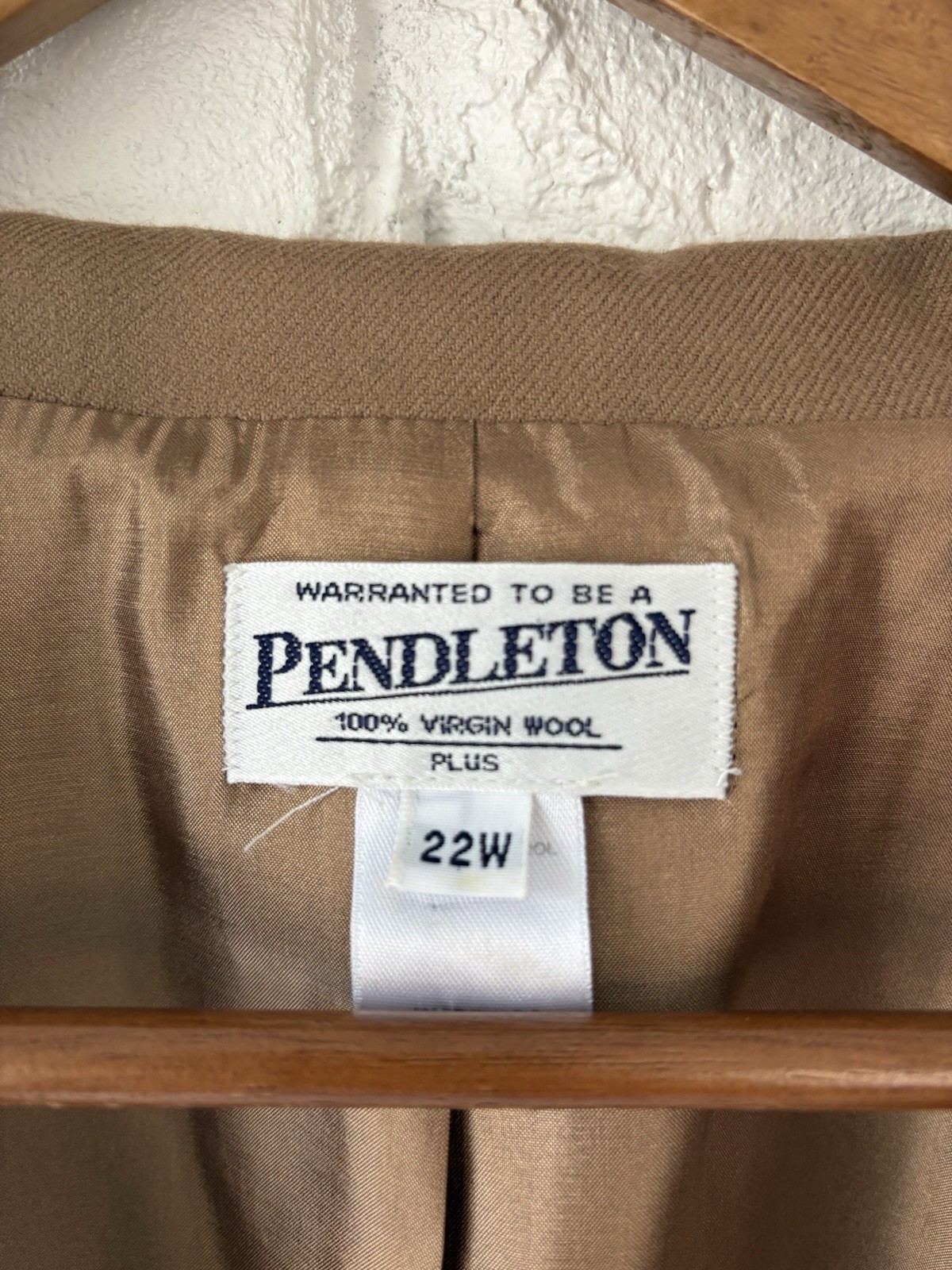 EUC Pendleton 100% Virgin Wool Camel Lined Blazer… - image 2