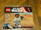 LEGO STAR WARS 30605 FINN ( FNn - 2187 ) Minifigure POLYBAG BRAND NEW