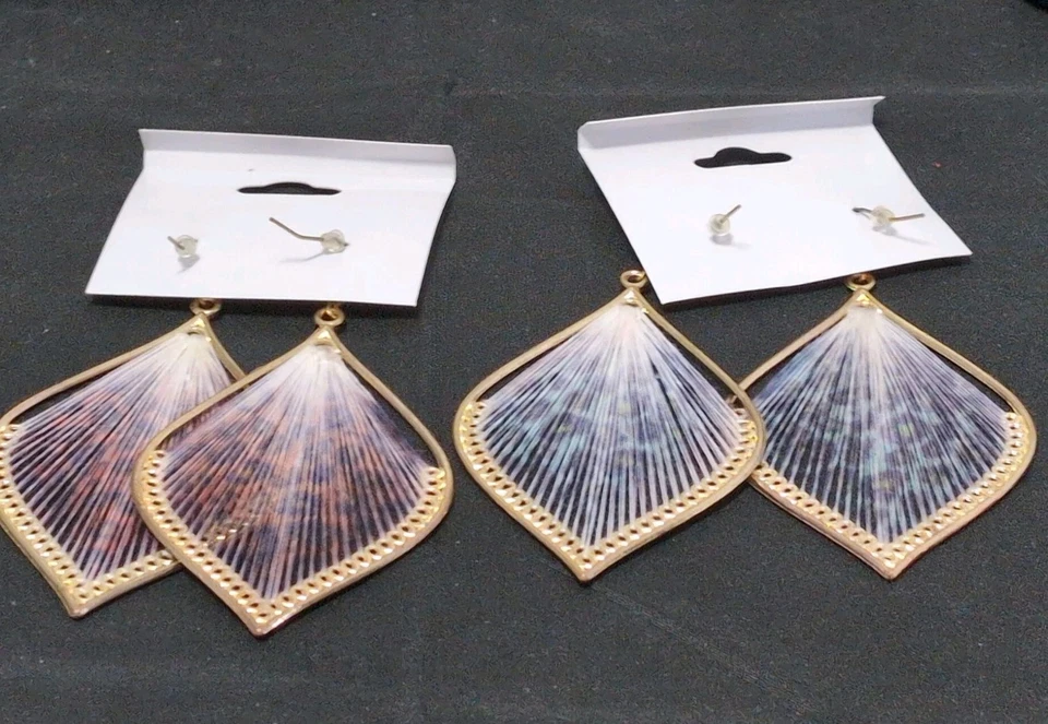 Par de pendientes colgantes Charlotte Tear Drop String Boho Cheetah grandes Foto 4 de 4