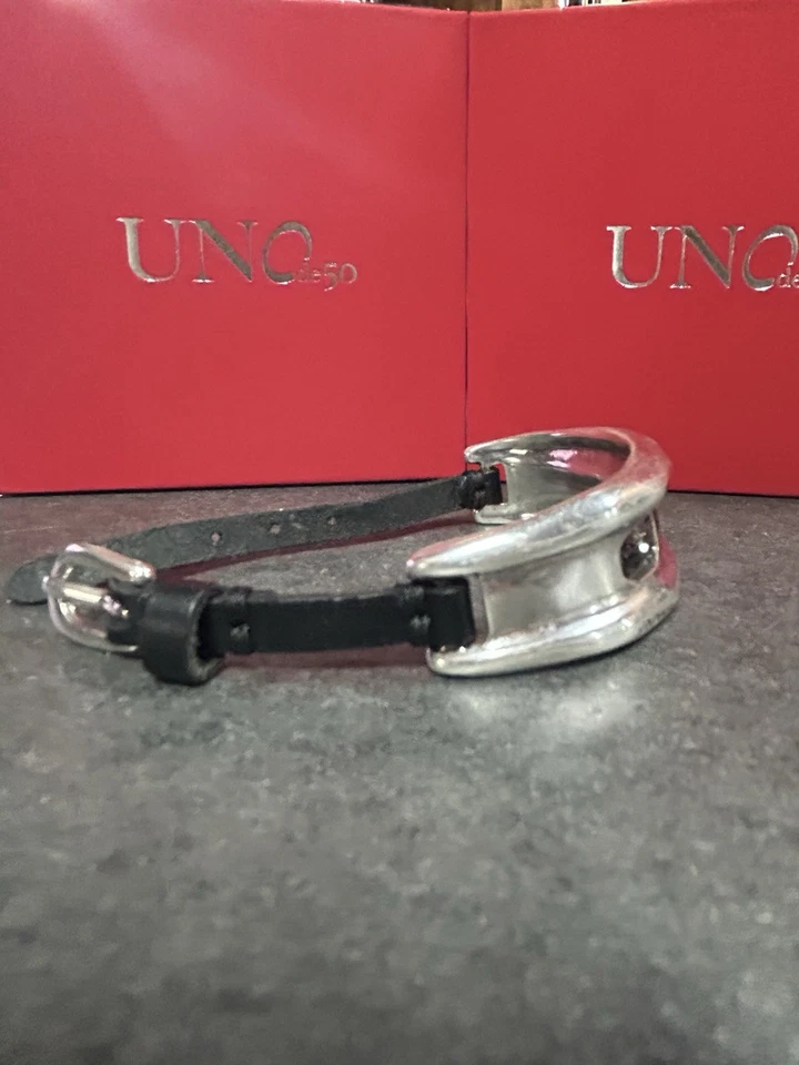 UNOde50 Silver-Plated Bracelet with Grey Crystal Magic 3 - Image 4 of 4