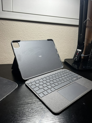Logitech Combo Touch iPad Pro 11 inch 1st 2nd 3rd 4th Gen Keyboard Case - Grey