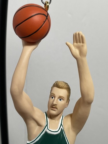 Hallmark Ornament Larry Bird Hoop Stars 1996 + Card Boston Celtics...Christmas - Picture 2 of 13
