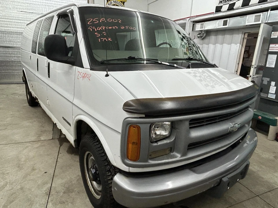 Chevrolet Express 2500 1996-2002 furgoneta eje trasero eje semiflotante freno de 13" Foto 3 de 4