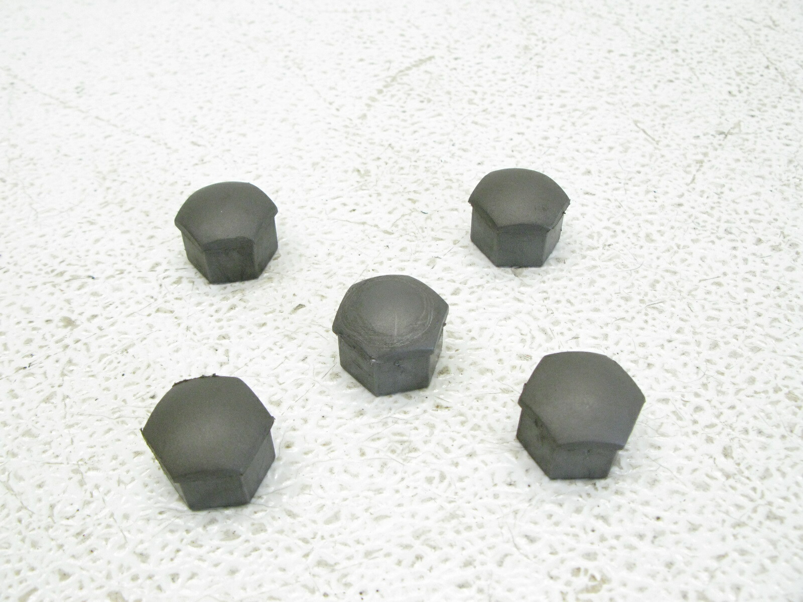0416 AUDI 8T B7 A5 S5 RS5 A4 QUATTRO WHEEL LUG NUT COVER CAPS SET OF 5