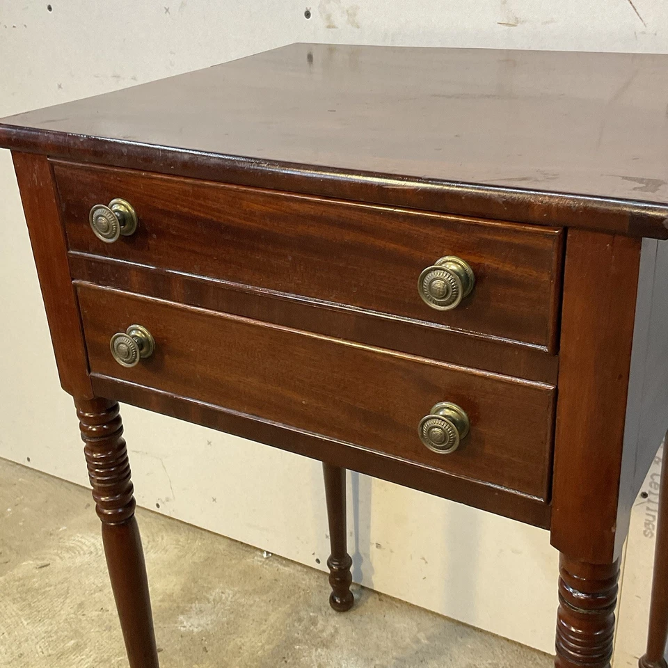 Antique Sheraton Work Table Stand End Sewing  Nightstand 1820 Mahogany  — 第 4/4 张图片