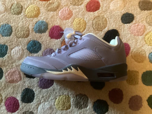 WMNS Air Jordan 5 Retro Low Indigo Haze