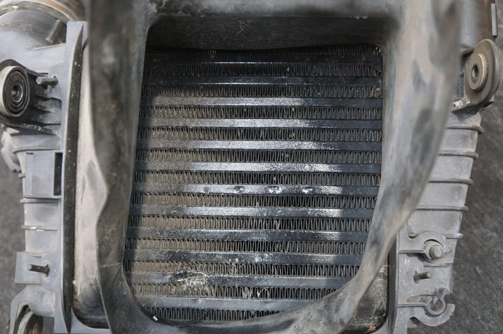 Right Turbo Intercooler 3W0145804A Bentley Continental Flying Spur 2003-18 *Note