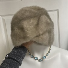 VINTAGE 50s/60s DESIGNER MARCHE BROWN, GENUINE MINK FUR BERET/PILLBOX HAT S/M