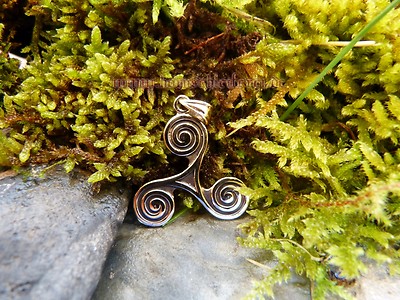 Keltischer Anhänger Triskele MILA aus Bronze, Schmuck, Wikinger, Metal, schön