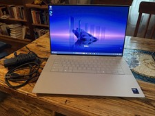 Dell XPS16 Premium DA16250 16" 4K Touch OLED Core Ultra 7 255H RTX 5050 32GB 1TB