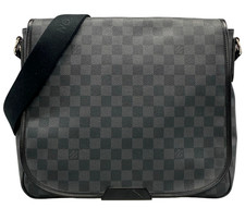Louis Vuitton Daniel MM N58029 Damier Graphite Shoulder Bag Auth Japan