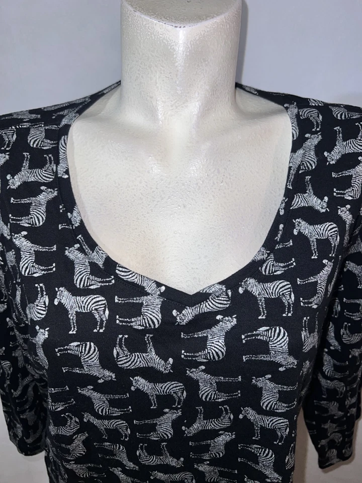 Karen Scott Top Women's Size XL 3/4 Sleeve Shirt Tee Zebra Print Black Silver - Image 2 of 4