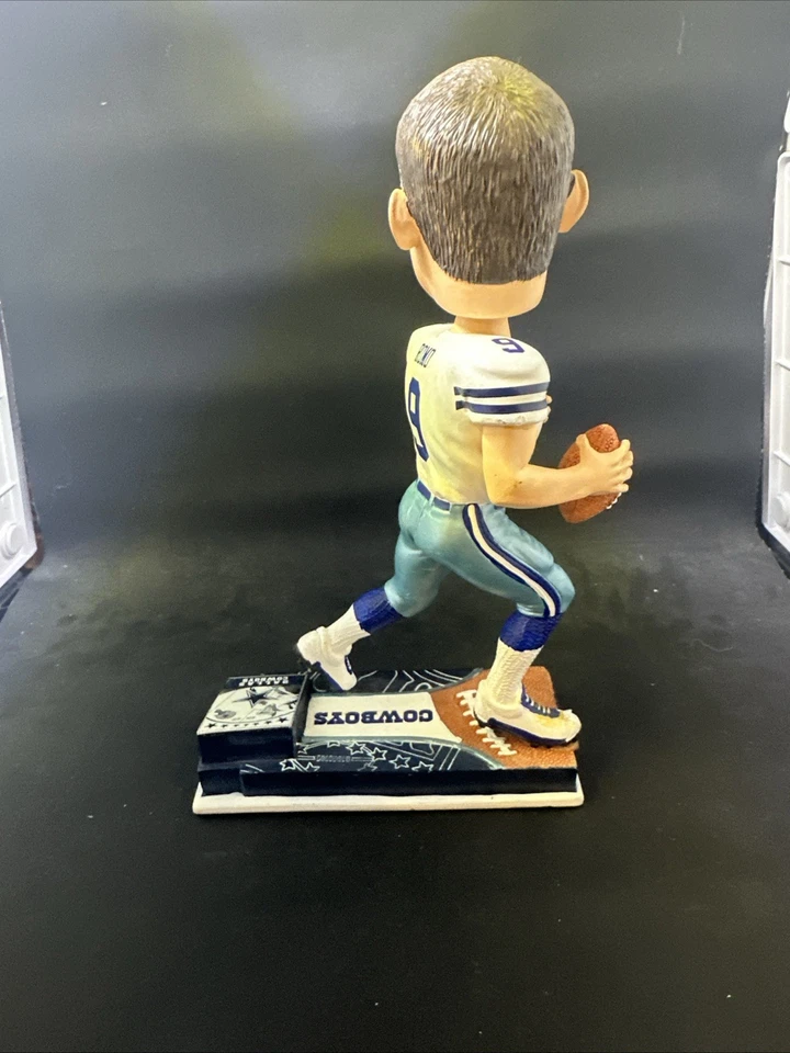 Tony Romo Legends Of “The Field” Dallas Cowboys NFL Bobblehead Limited/2007 Foto 3 de 4