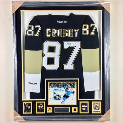 Rookie Pittsburgh Penguins Sidney Crosby Signed Jersey Framed Beckett BAS 