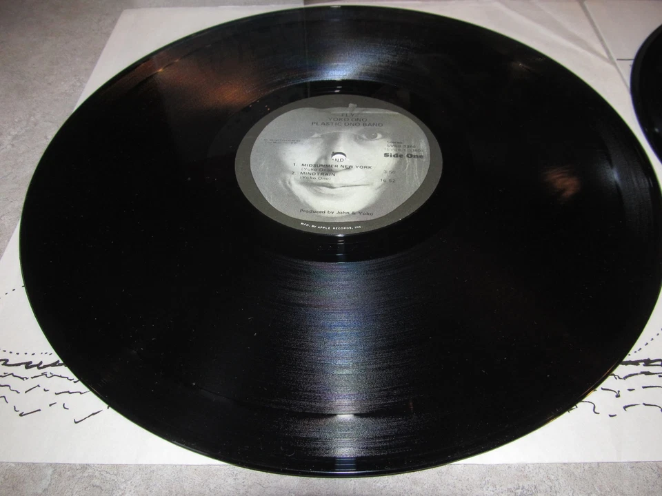 YOKO ONO Fly LP Apple 1971 Jacksonville SVBB 3380 w/inners poster postcard NM! - Imagem 4 de 4