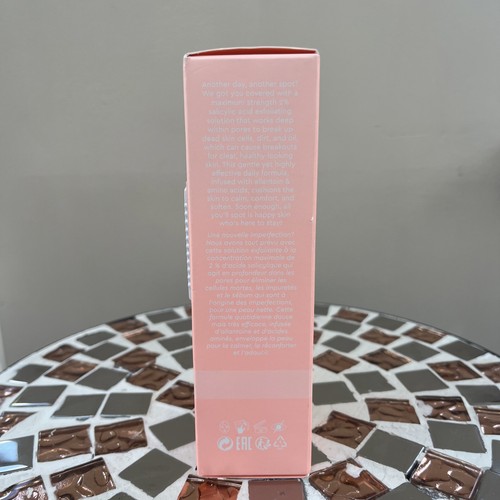 FLORENCE BY MILLS SPOT A SPOT EXFOLIATING BLEMISH CLEARING SOLUTION 150ml - Picture 3 of 6