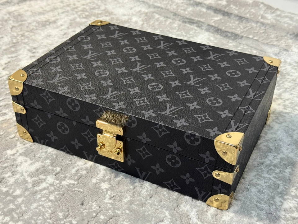 ✨LV 8 Watch Box Black Graphite Damier Pattern Brand New✨ - Image 3 of 4
