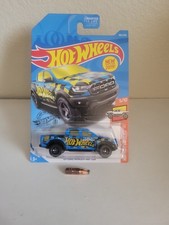 Hot Wheels HW Hot Trucks '19 Ford Ranger Raptor (FYF09) 2019 BENT CARD CORNER