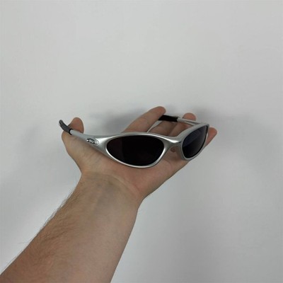 Rare Vintage Oakley Minute 1.0 Silver Black Sunglasses Techwear Y2K