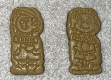 Lot Of 2 Plastic Keebler Elf Cookies Pretend Play Fake Food Child s Toy