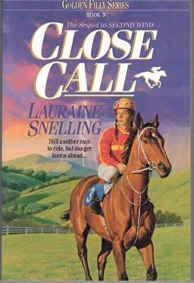 Close Call (Golden Filly) (Book 9) - Paperback - ACCEPTABLE