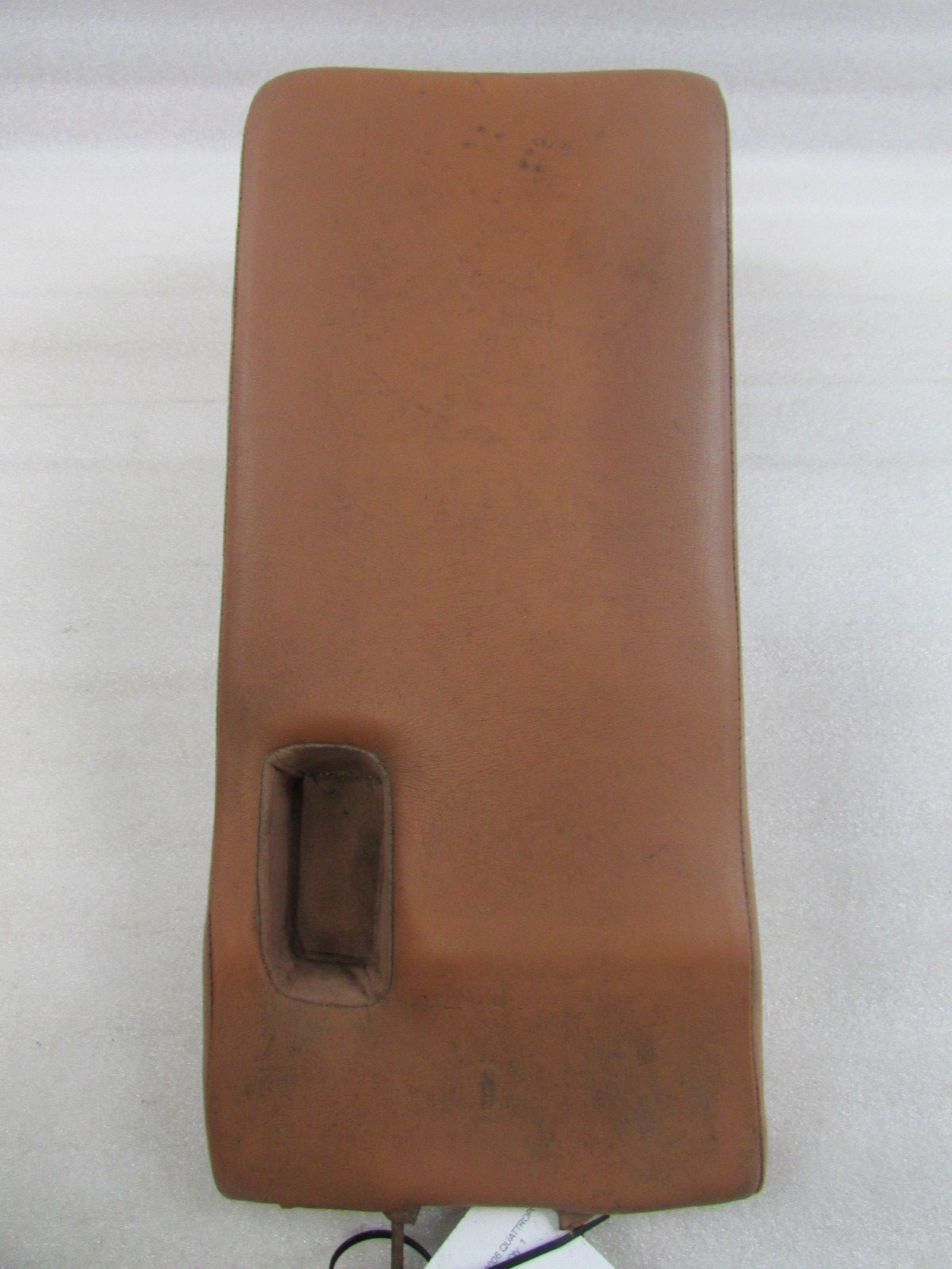 Maserati Quattroporte, Rear Seat Center Bottom, Cuoio, Used