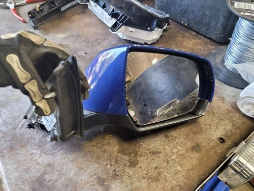 Passenger Side View Mirror Turn Signal With Memory Fits 20-21 CT4 2019972