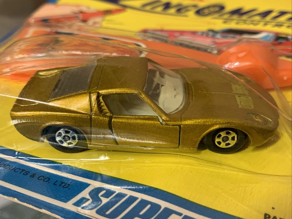 1971 Matchbox Zing O Matic Mint Lamborghini Miura Gold MIBP unpunched Superfast - Image 3 of 4