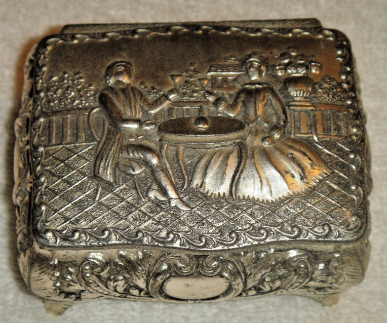 青い金属製リング 箱・説明書付き 青い金属製リング 箱・説明書付き Vintage Japan Stamped Metal