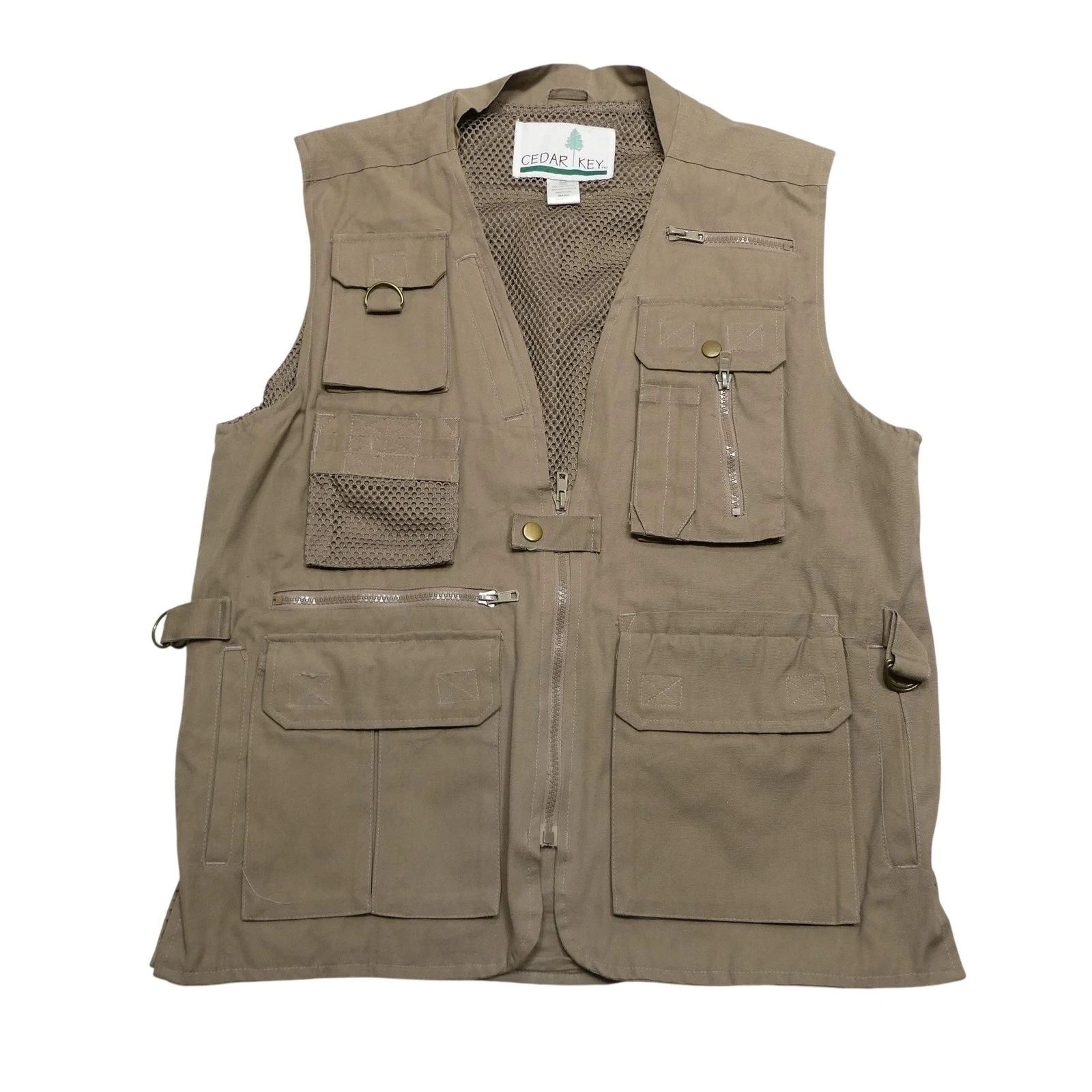 Cedar Key Vest Mens Medium Beige Cotton Mesh Fishing Travel Multi Pocket Utility