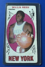 Topps 1969-70 Willis Reed Base Set #60 New York Knicks Basketball Card