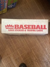 1989 Fleer Baseball Card Set With #616 Ripken Blackout