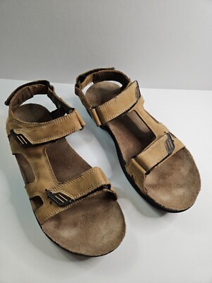 LL BEAN MENS SANDALS 11