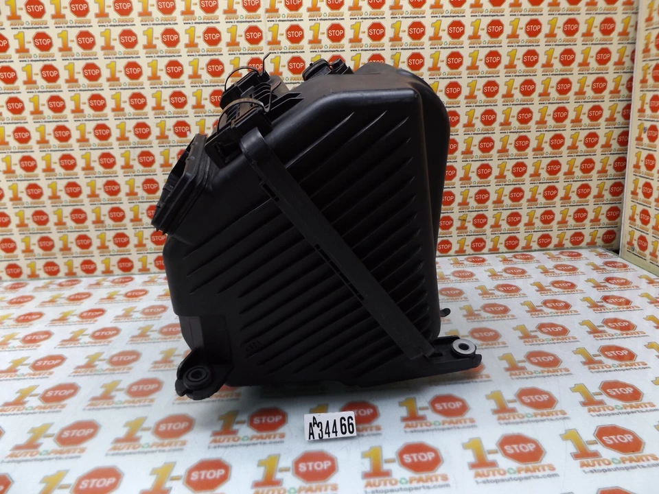 HYUNDAI SANTA FE 2010-2012 3,5 L FILTRO DE AIRE CAJA MONTAJE 28110-2P100 OEM Foto 4 de 4