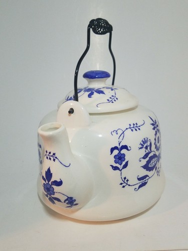 Meissen Pattern Ceramic Tea Pot Kettle Cobalt Blue & White Metal coil handle - Picture 2 of 4