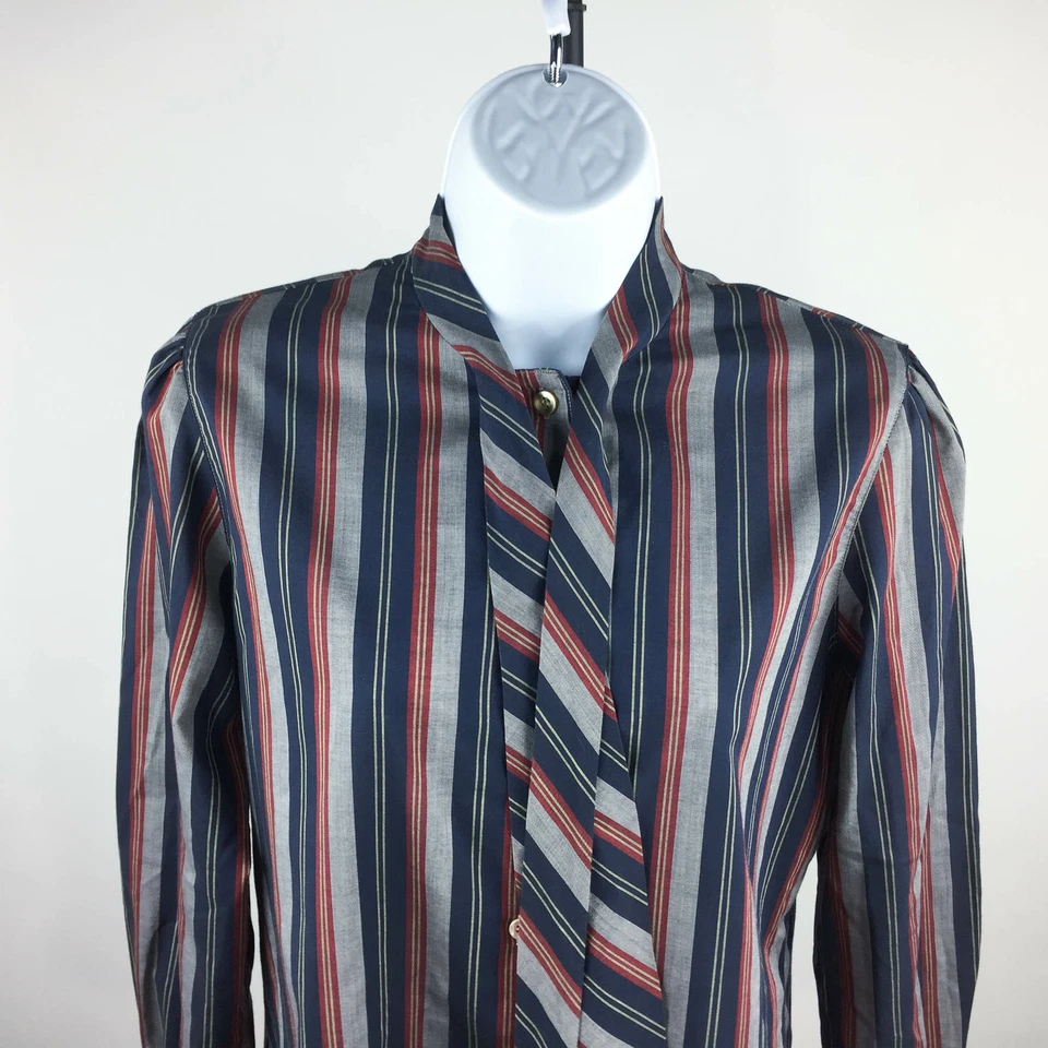 Camisa De Colección Levis Para Mujer 12 Azul Gris Rojo Rayas Cuello Corbata Levi Strauss Blusa Foto 2 de 4