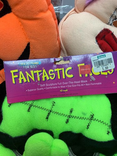 ! 3 Fantastic Faces Soft Masks A Clown, Jack O Lantern, & Monster Fun World Rare - Picture 2 of 10