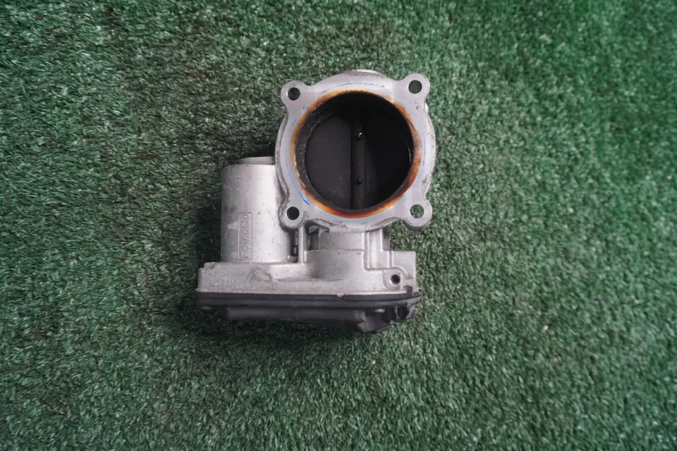 Корпус дроссельной заслонки 2016 FORD Transit Connect 2,5 л от оригинального производителя 171 000 миль DS7E9F991AF - Изображение 2 из 2