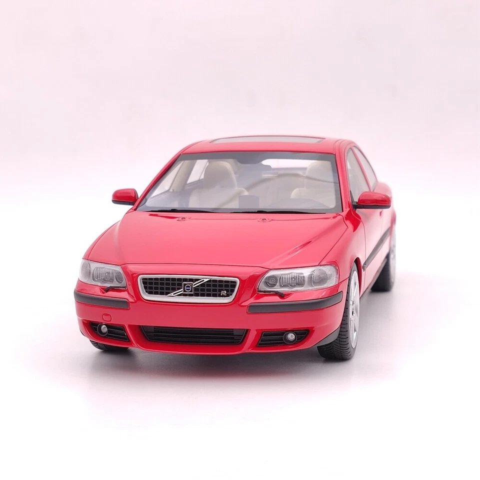 DNA Collectibles 1:18 Volvo S60 R 2003 DNA000106 резиновая модель автомобиля ограниченное издание красная - Изображение 4 из 4