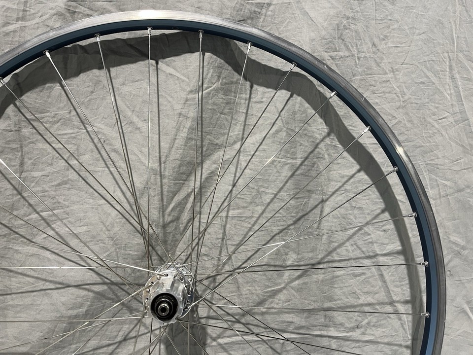 Velocity A23 700c Alloy Rim - Tubeless-Ready, 23mm Wide, Clincher, Silver