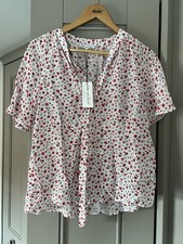 Lily & Lionel Size 8 Blouse Floral
