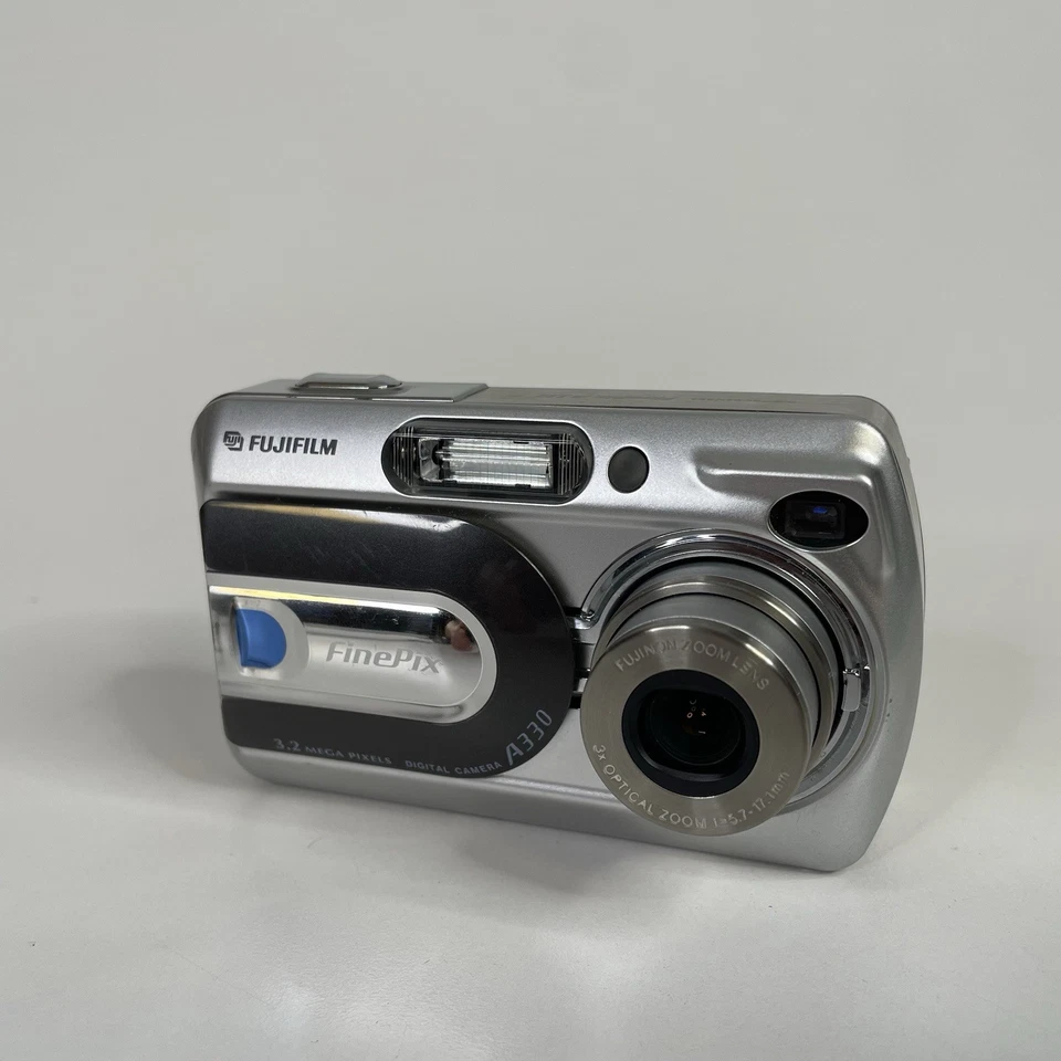 Fujifilm Digital Camera FinePix A330 3.2MP Digicam Y2K Silver Tested Working! - Image 2 of 4