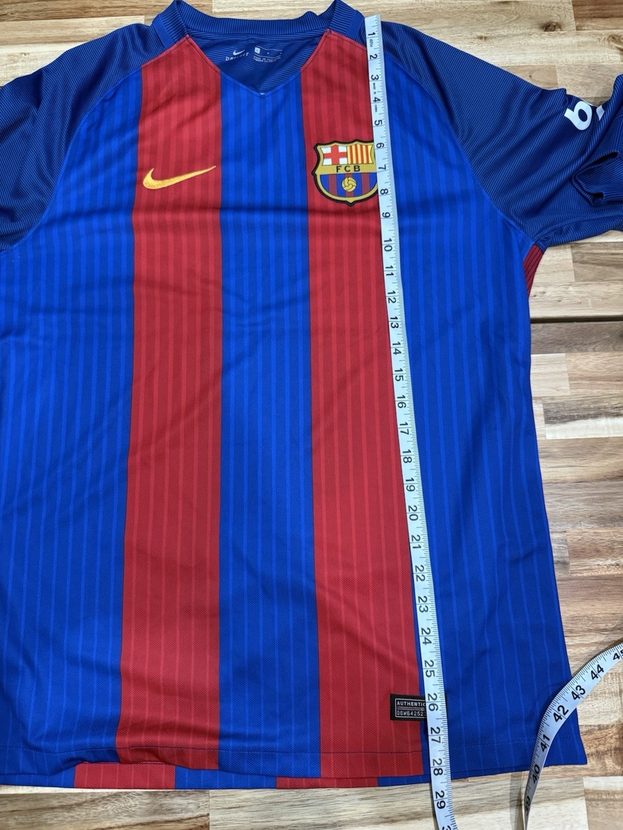 Barcelona 2016/17 Home Shirt Soccer Jersey Large Long Sleeve Nike