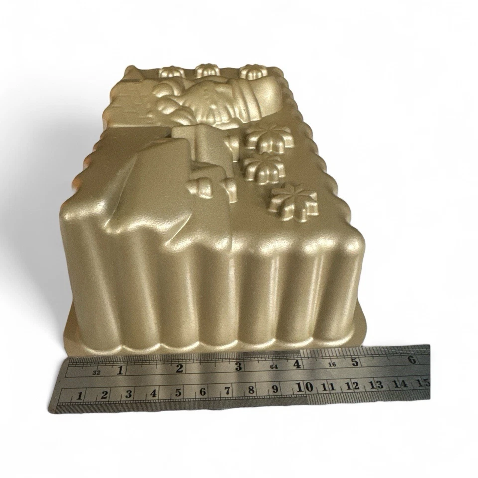 Molde para pan de vacaciones para hornear Navidad Aldi Santa's Sleigh Pan Foto 4 de 4