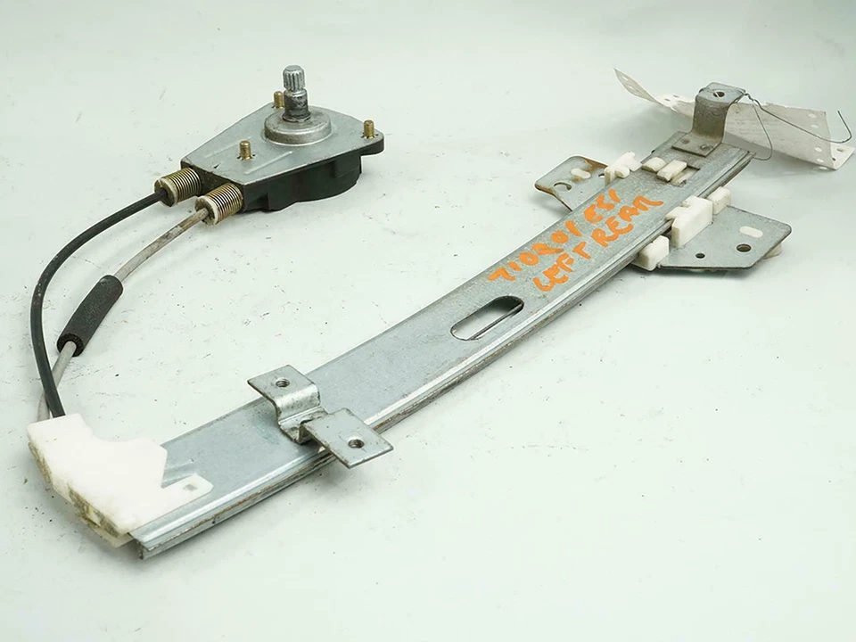 1995 - 2002 Suzuki Esteem Window Regulator Motor Left Rear Driver Side Lh Oem Foto 4 de 4