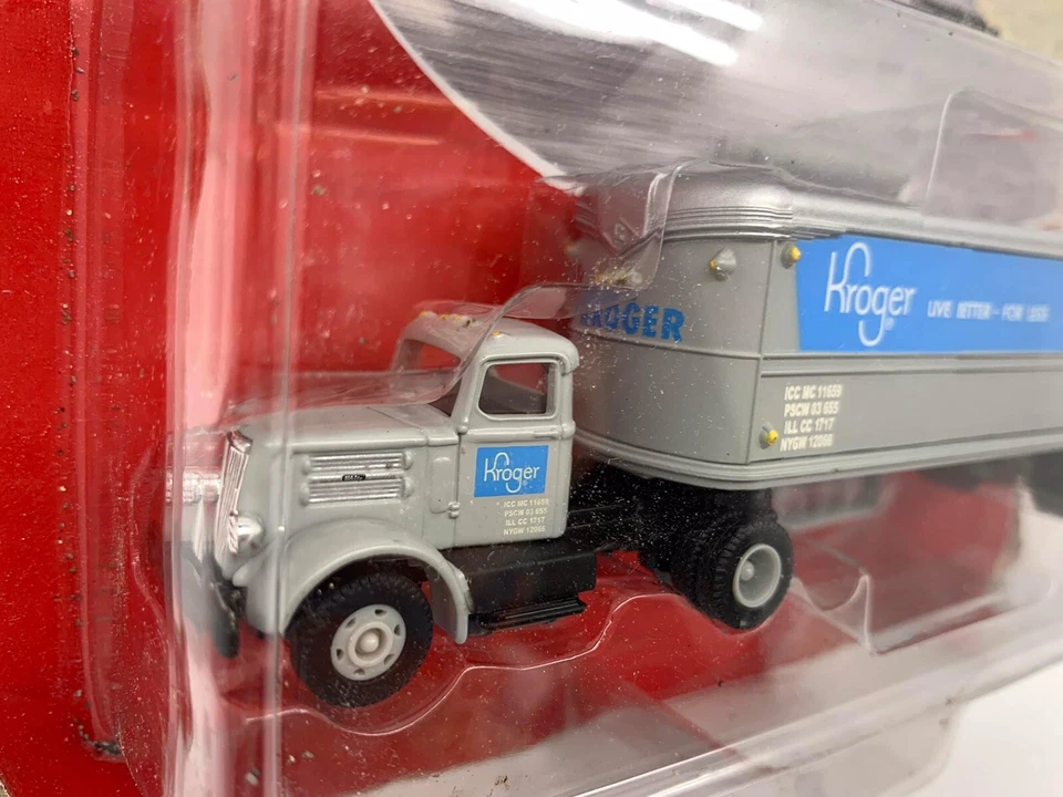 CMW Mini Metals HO 1:87 #31143 Kroger White WC Tractor/ 32' Aero Van Trailer Set - Image 4 of 4