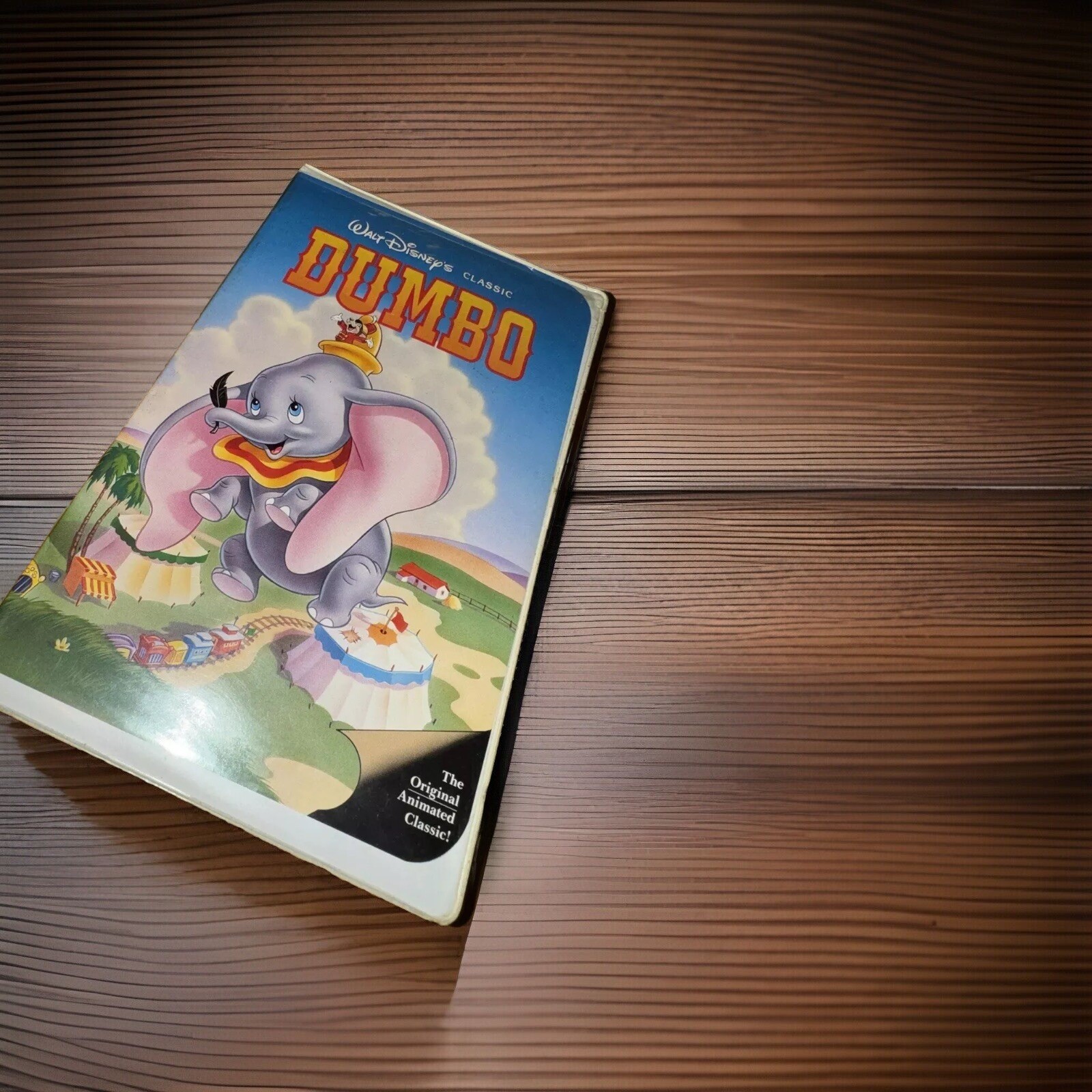 Dumbo Walt Disney's Classic Black Diamond Edition, VHS Vintage Collectible
